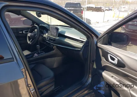 2024 Jeep Compass Latitude 4X4 из США, поврежденный, VIN 3C4NJDBN1RT121641